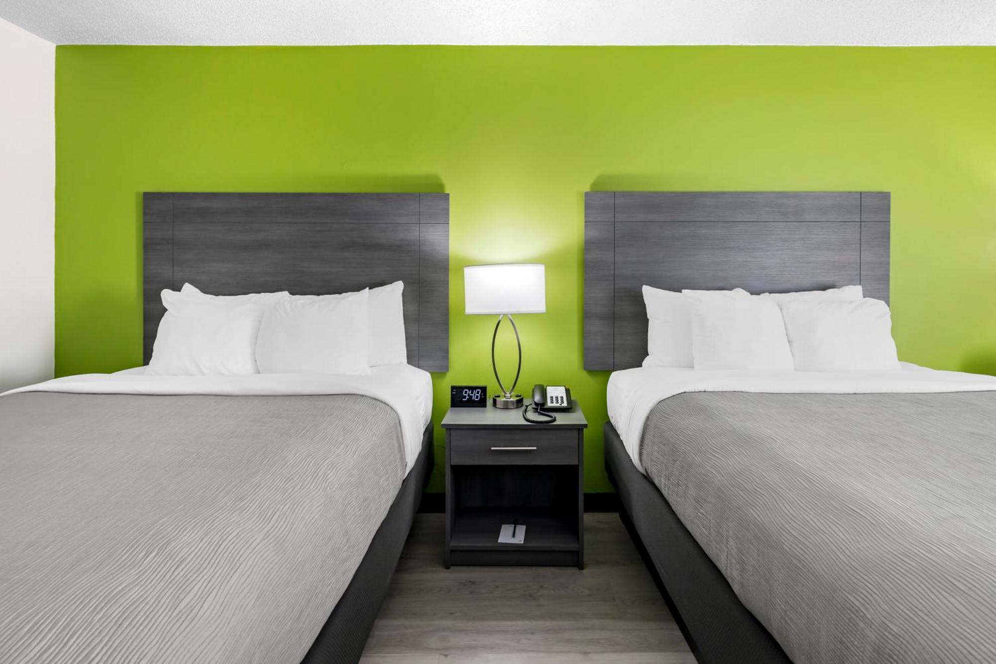 Quality Inn Clarksville - Exit 11 Eksteriør billede