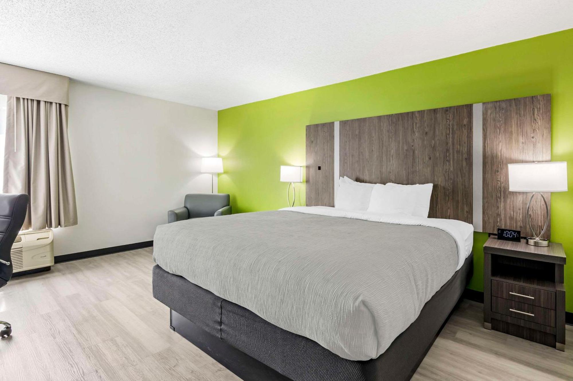 Quality Inn Clarksville - Exit 11 Eksteriør billede