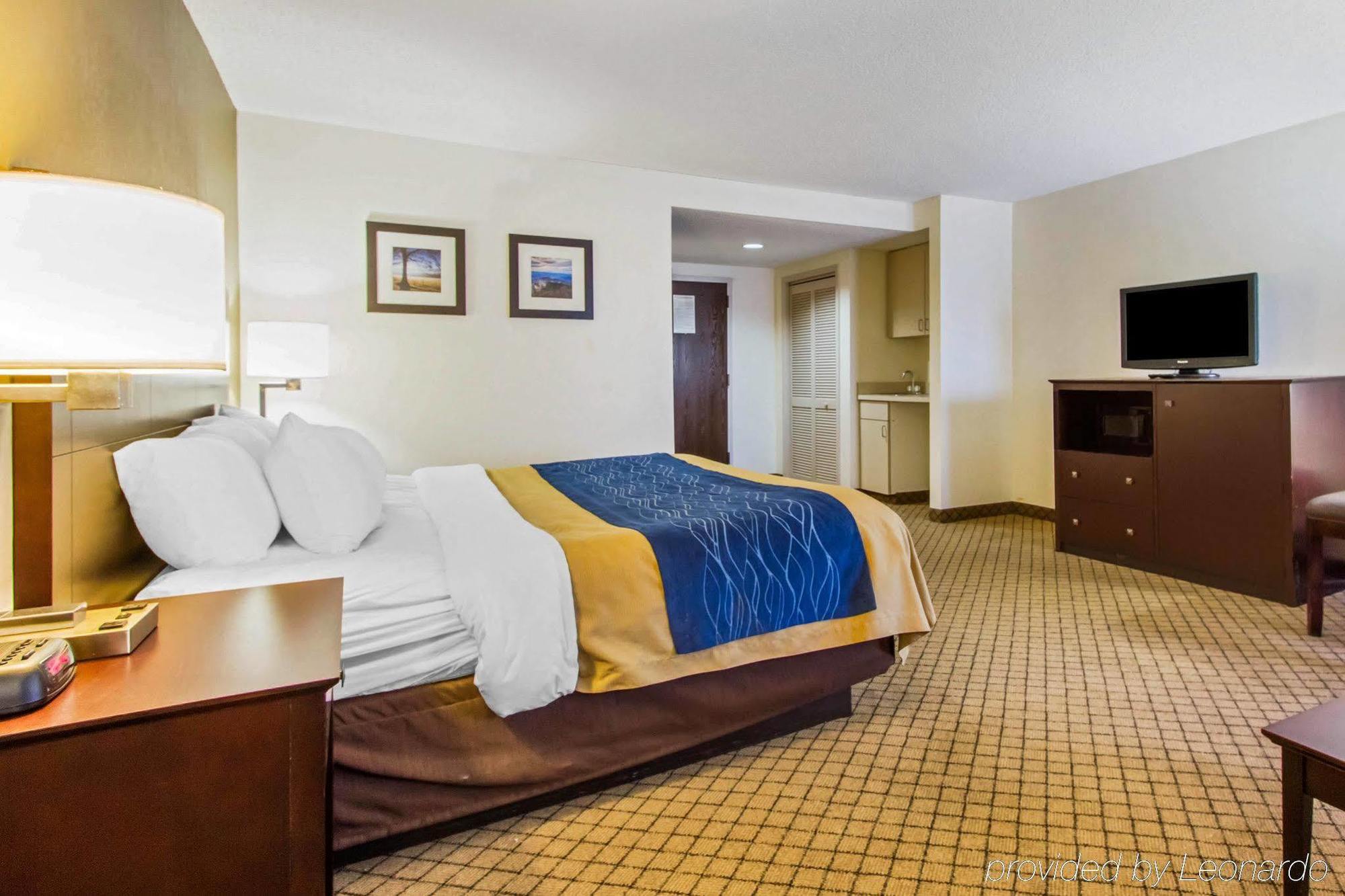 Quality Inn Clarksville - Exit 11 Eksteriør billede
