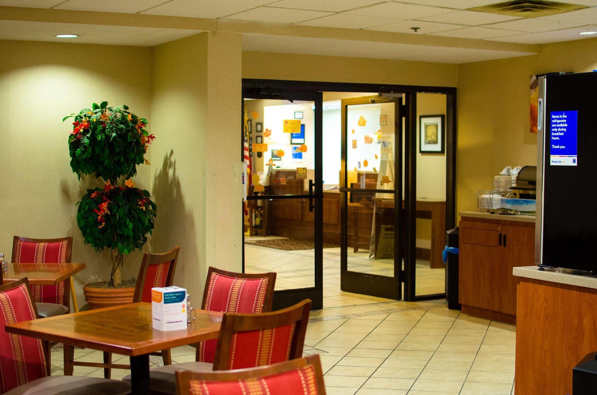 Quality Inn Clarksville - Exit 11 Eksteriør billede