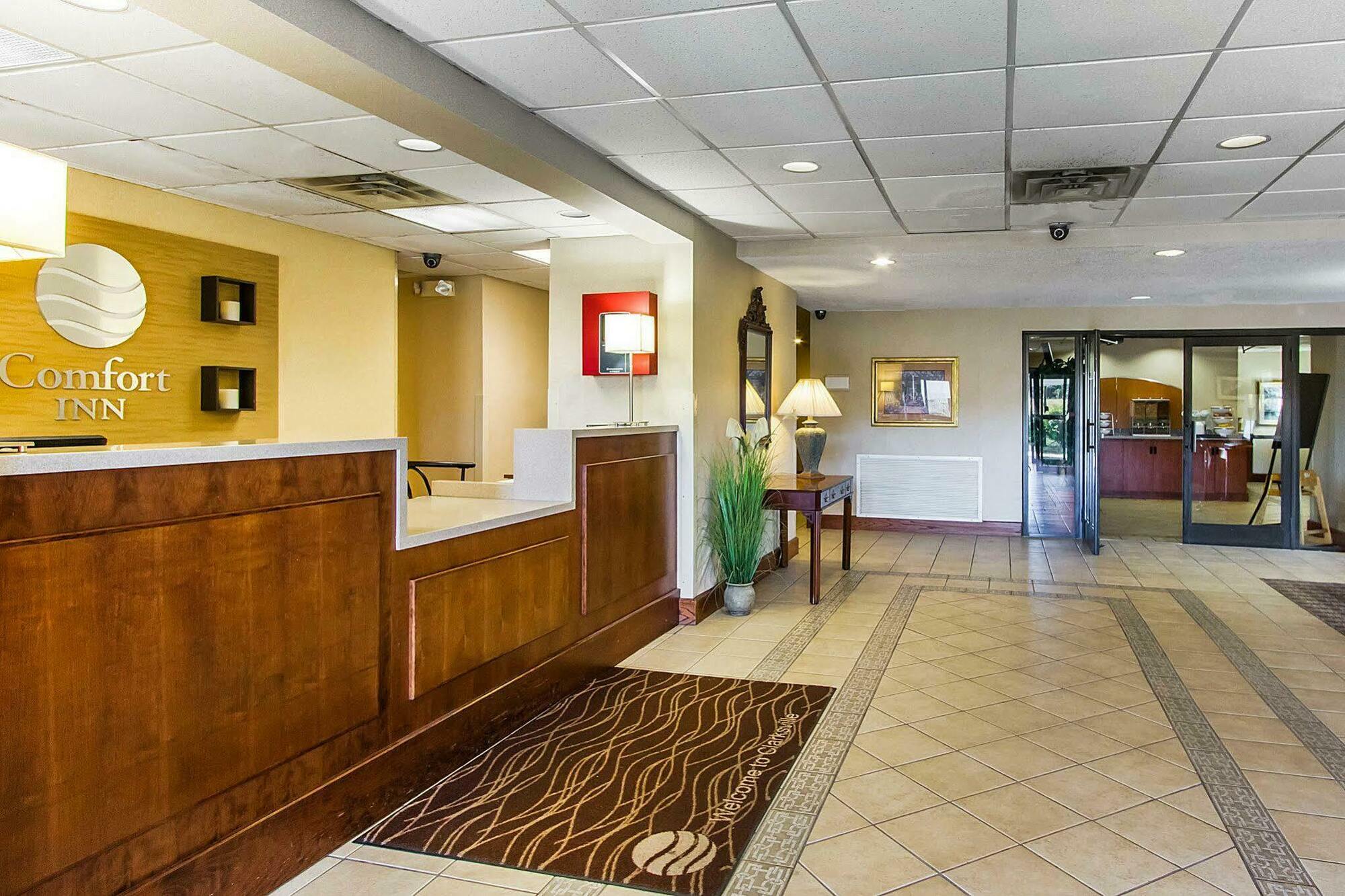 Quality Inn Clarksville - Exit 11 Eksteriør billede