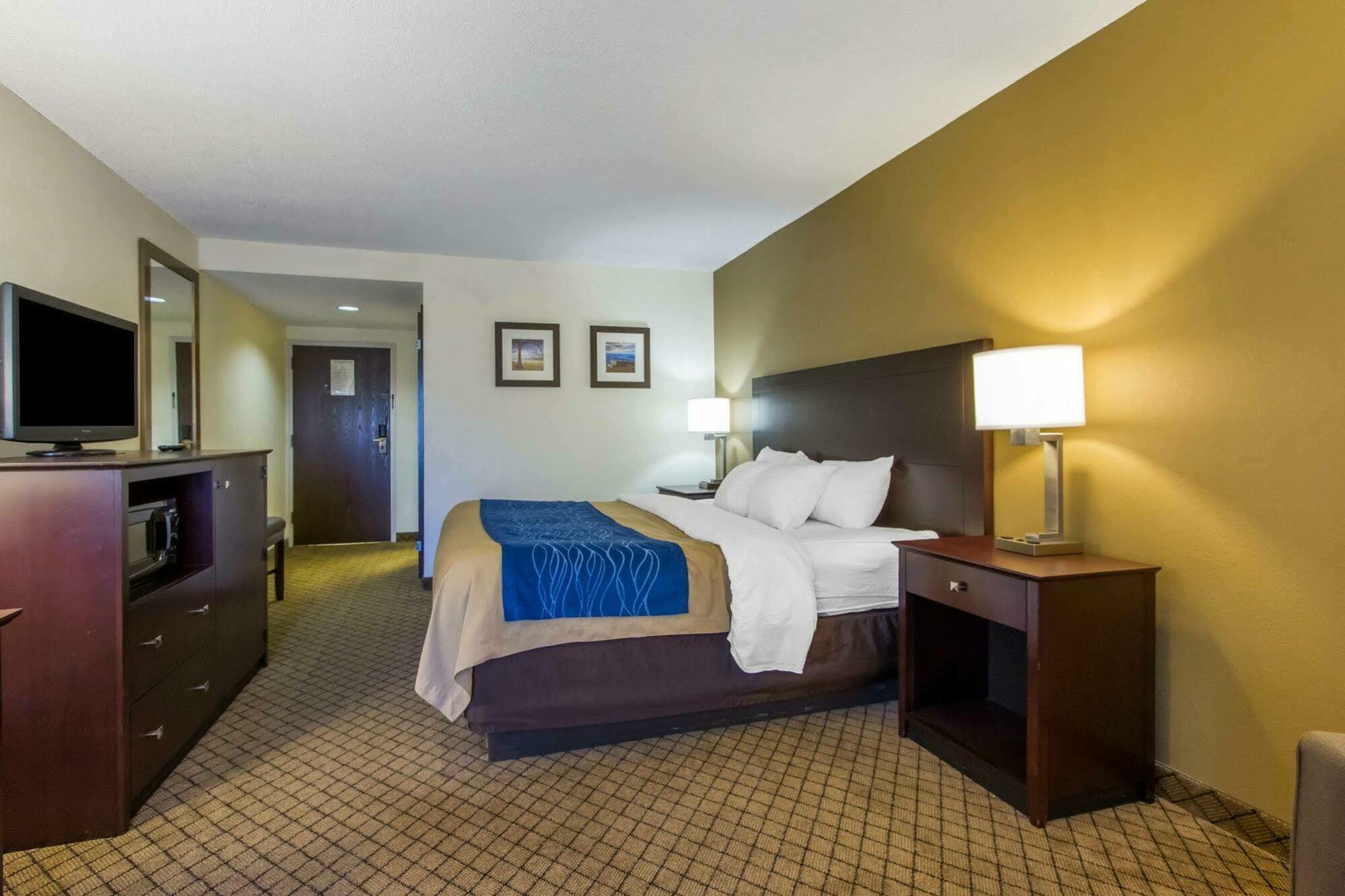 Quality Inn Clarksville - Exit 11 Eksteriør billede